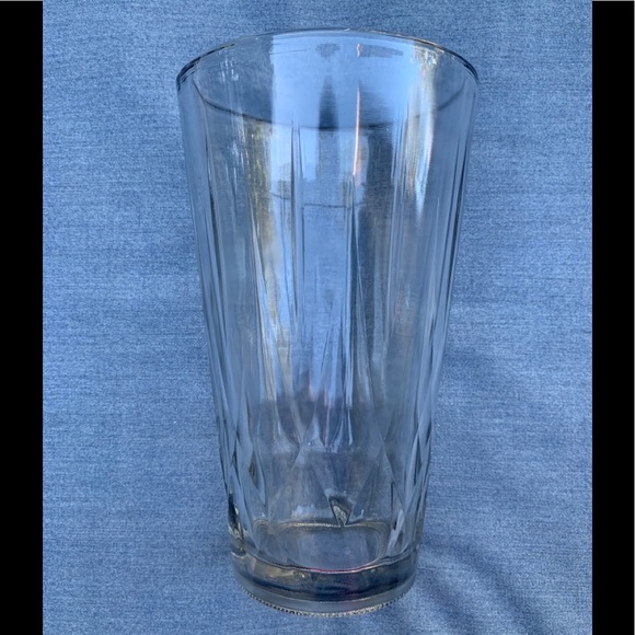 Syndicate Sales Inc 9" Glass Vase (Gift with Purchase) - Picture 4 of 9